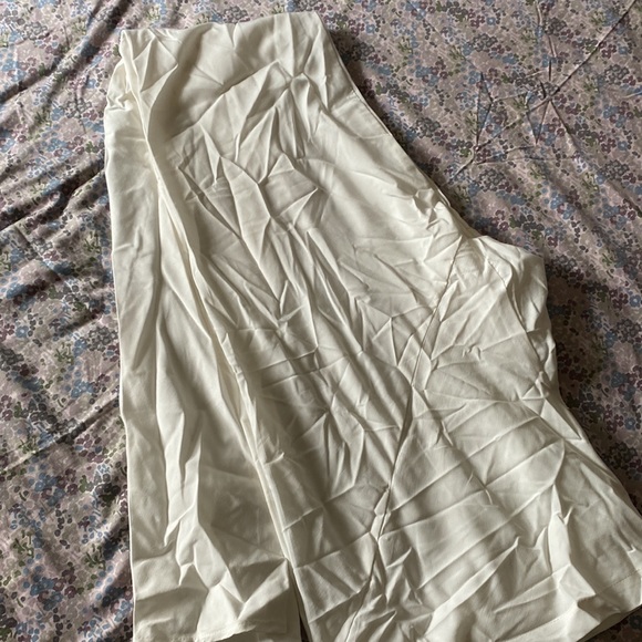 Indian wedding outfit - Picture 3 of 8